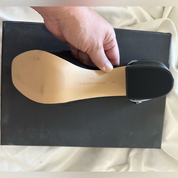 Banana Republic Leather Platform Dress Heel - Picture 9 of 13